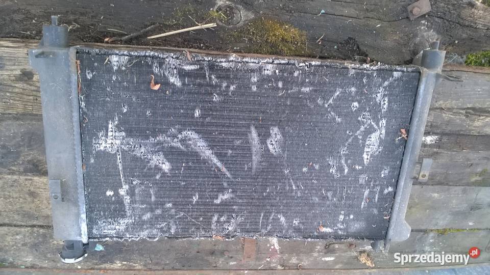 Dodge CaravanChrysler Voyager chłodnica