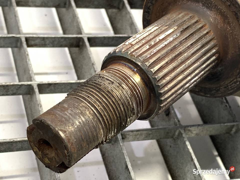 PÓŁOŚ PRAWY PRZÓD ALFA 159 19 136 0512 PRZEGUB