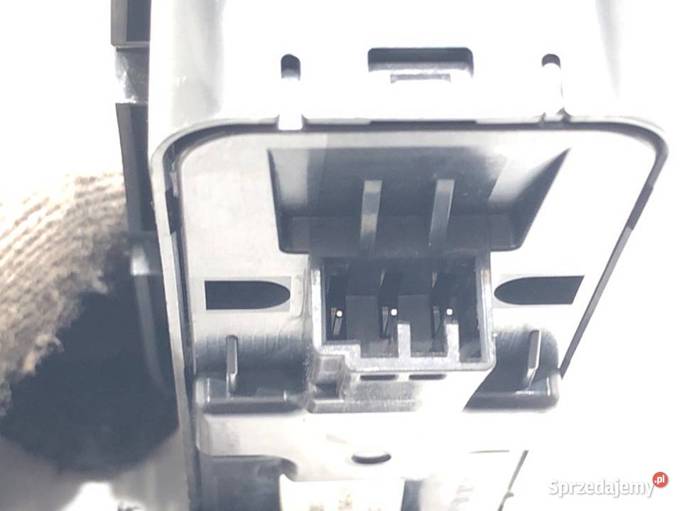 PRZEŁĄCZNIK SZYB VOLVO C30 31334361 0613 sprzedam