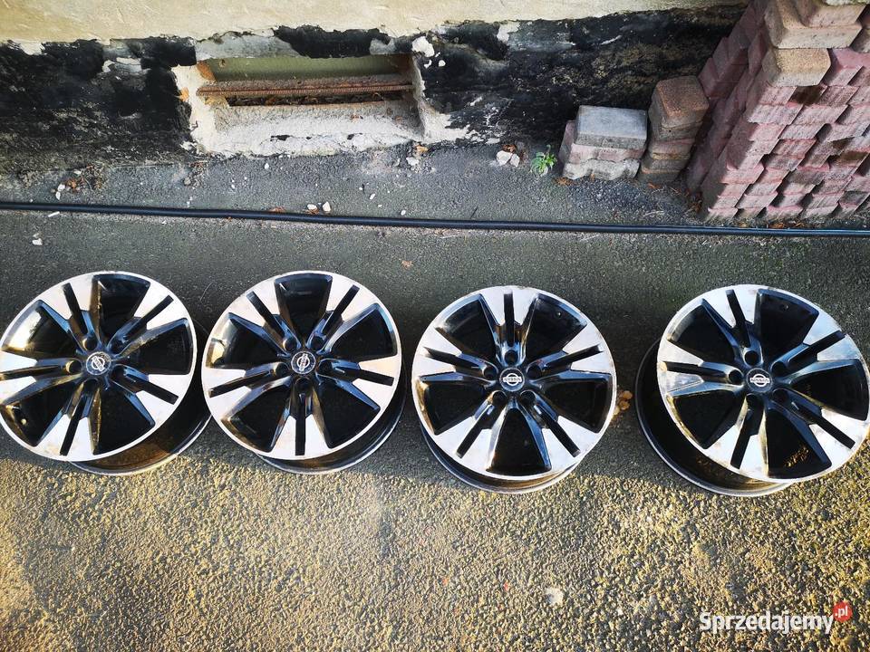 Felgi 18 x 8j Nissan 1143x5 otwor centrujacy 661 Nissan OE Świdnica