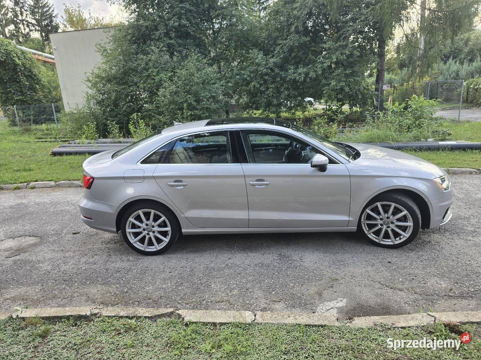 Audi A3 quattro 20 benzyna 220 bogata lakier metallic Hrubieszów