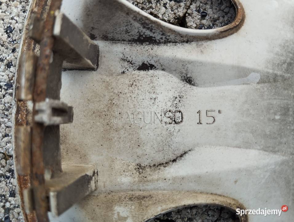 Kołpak Renault 15 8200231125 Jagunso pojedyncza Kamieniec