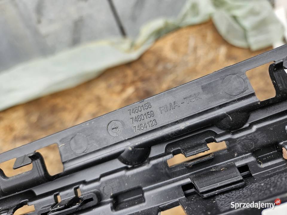 BMW 2 F45 F46 LIFT LCI KRATKA ŚRODKOWA ZDERZAKA Międzychód