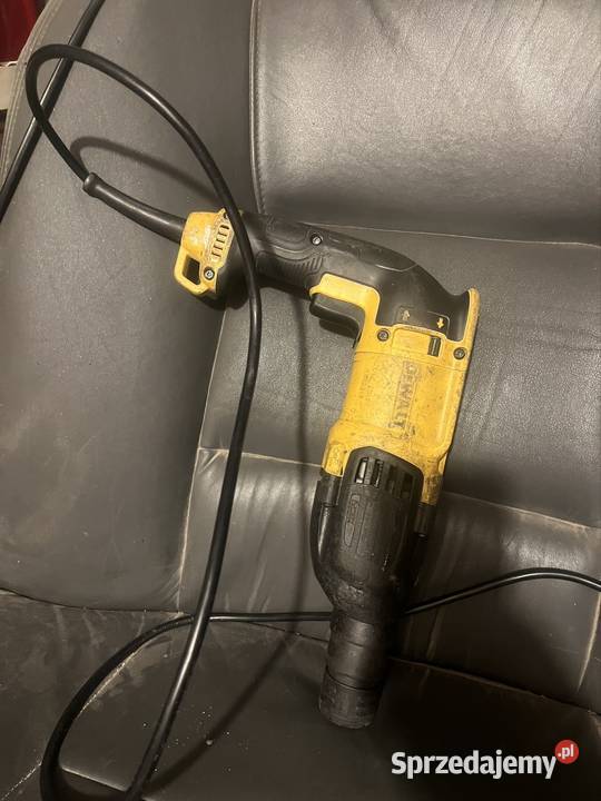 Młotowiertarka Dewalt D25133 Dęblin