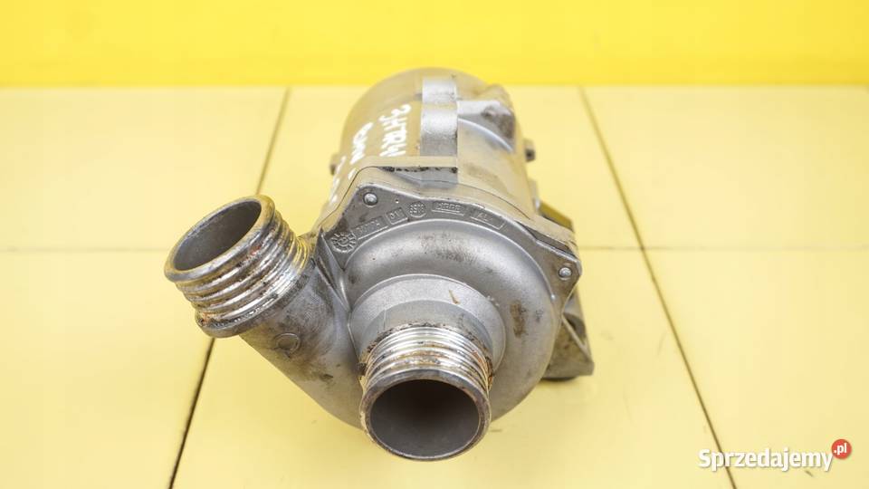 E90 330i E87 E60 E63 30 B 07r 258 N52305AF pompa Części samochodowe świętokrzyskie