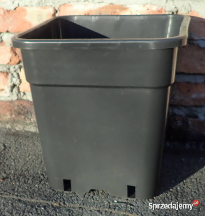 Doniczki produkcyjne P30 18L 1 30x30x31 Siewierz