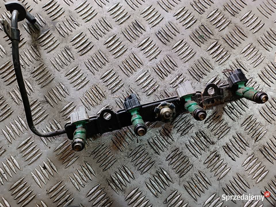 2325021020 Listwa wtryskowa wtryskiwacz Toyota Niwka sprzedam