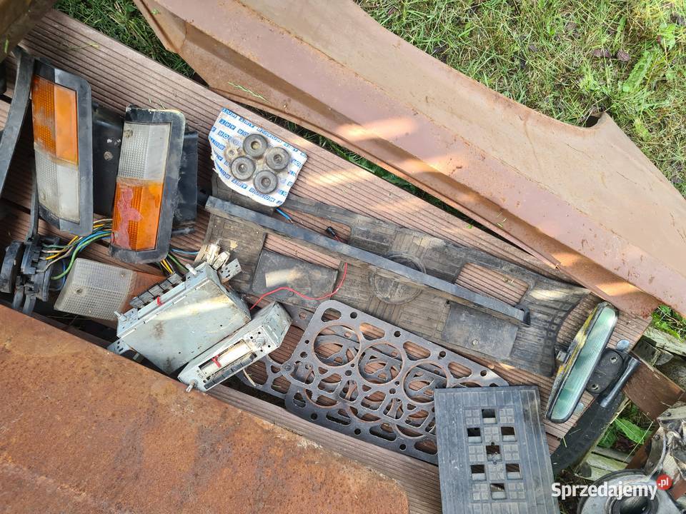 FSO 1500 Fiat 125p pozostałości części garażowe Pozostałe łódzkie Piotrków Trybunalski sprzedam
