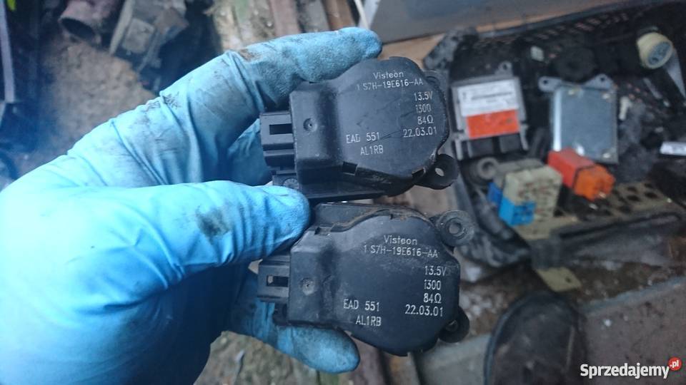 1 S7H19E616AA 3x Silniczek nagrzewnicy Mondeo Chmielnik sprzedam