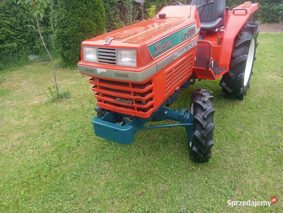 Ciągnik 4x4 Kubota 21 wspomaganie kierownicy Przedni TUZ Kubota Jasienica Rosielna