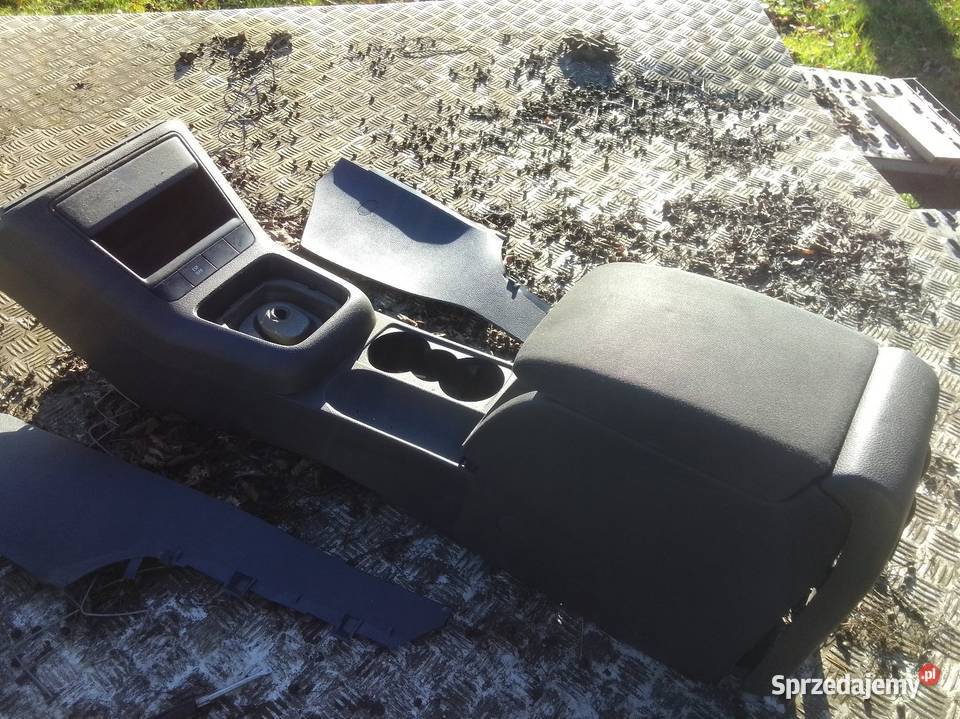 Podłokietnik tunel VW Golf V PlusTiguan osobowe Cewice