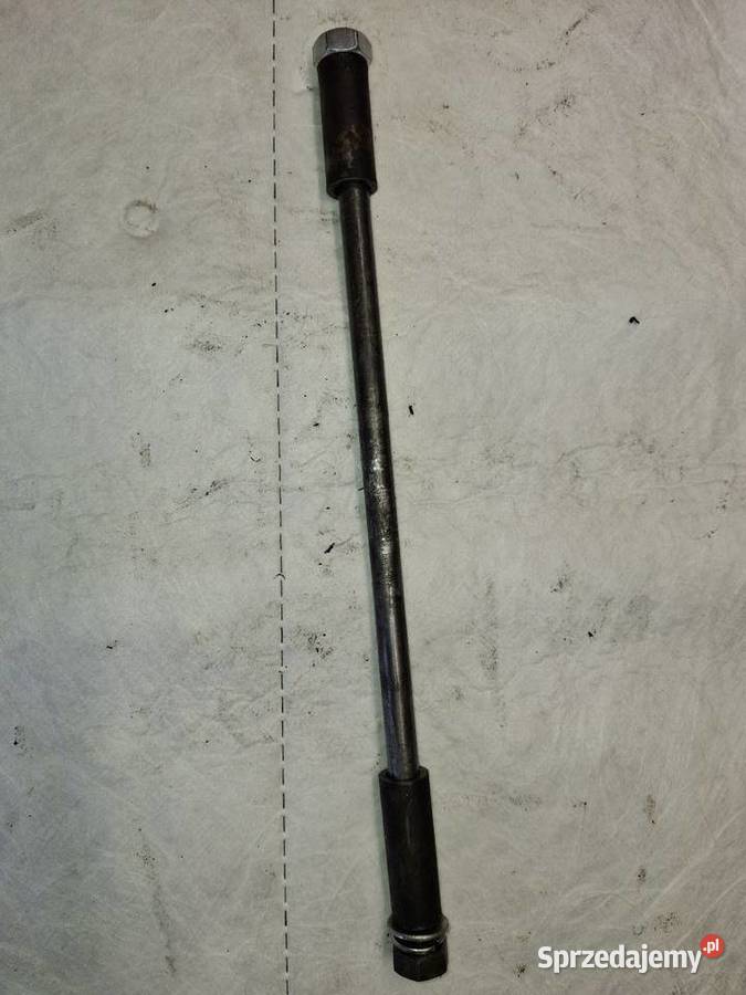 Szpilka silnika Junak M10 Brzeg Dolny