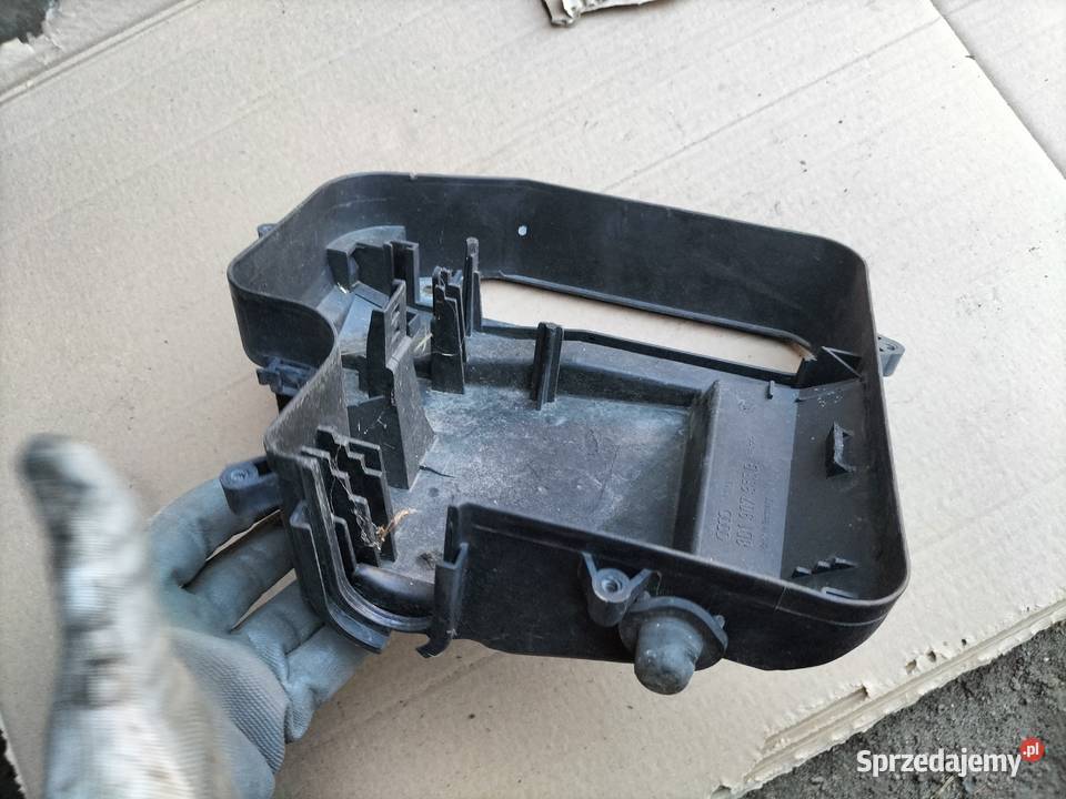 AUDI A4B5 A4 B5 8D1907355B OBUDOWA SKRZYNKA