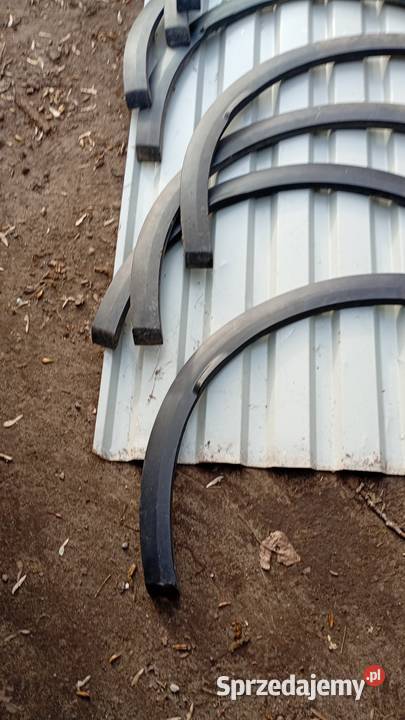 Listwa prawy tył DS7 9817250177