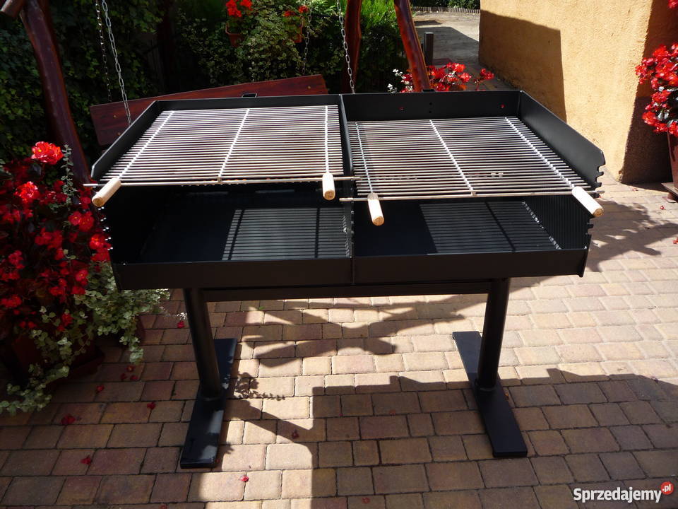 Gastronomiczny grill cateringowy na drzewo