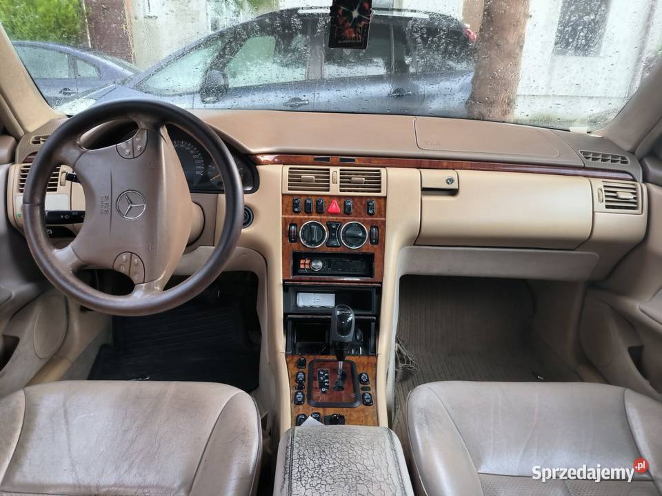 Mercedes W210 E320 32 CDI Avantgarde 1999 zielony Samochody osobowe Gdańsk