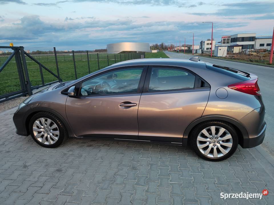 Honda Civic 18 benz LPG Bezwypadkowy zadbany podgrzewane fotele podkarpackie Krosno sprzedam