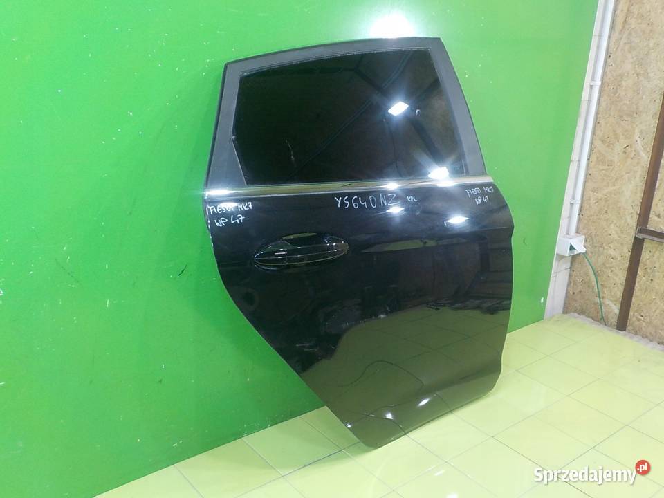 FORD FIESTA MK7 LIFT 16 TDCI 14r 5D drzwi prawe osobowe mazowieckie