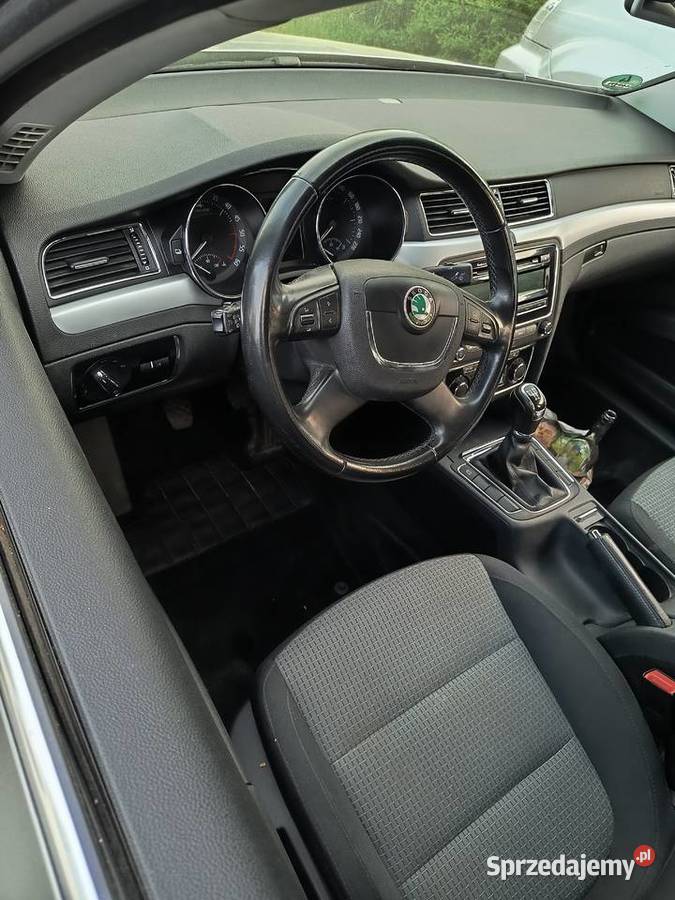 Skoda superb grudzień 2010 elektrochrom. lusterka boczne Poznań