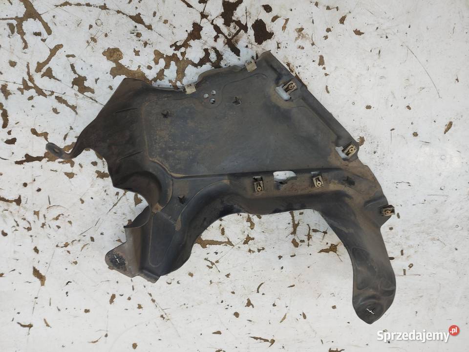 BMW G21 G20 Kombi 330e osłona podwozia prawa tył