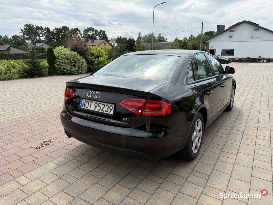 Audi A4 18 turbo sedan czarny