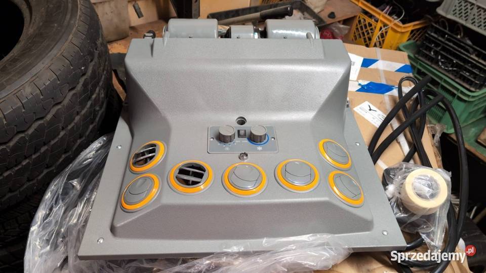 PAROWNIK klimatyzacji UNIWERSALNY DACHOWY 12V dostawcze Zamość