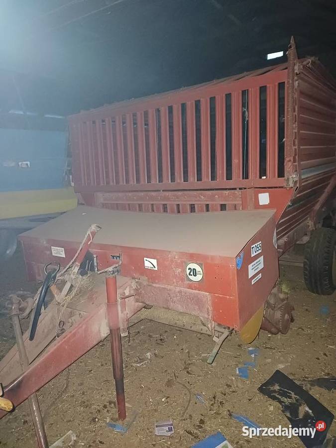 Przyczepa samozbierająca T055 kunów nieuszkodzony Przyczepy rolnicze Pełch