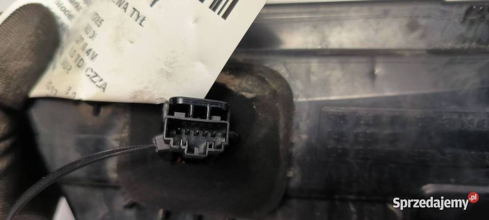 LAMPA LEWA TYŁ AUDI Q7 II 4M 4M0945093E Lipno