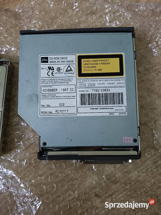 Części do retro laptopa Hitachi