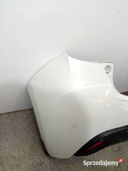 ZDERZAK TYŁ PDC 040 Toyota Yaris IV 2020 Karoseria