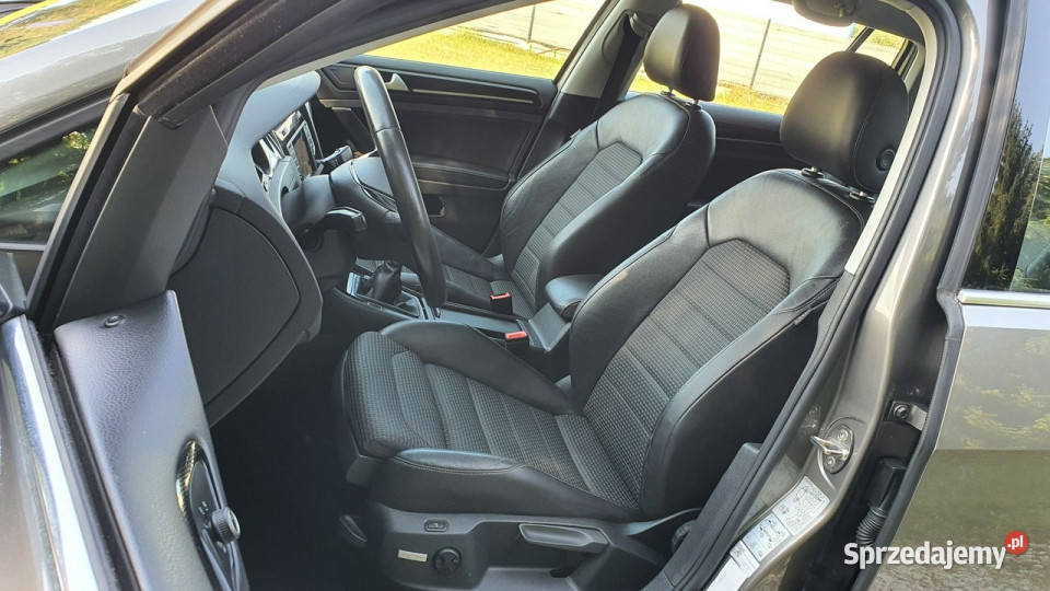 Volkswagen Golf 16 TDI Highline Navi Climatronic diesel Chmielnik