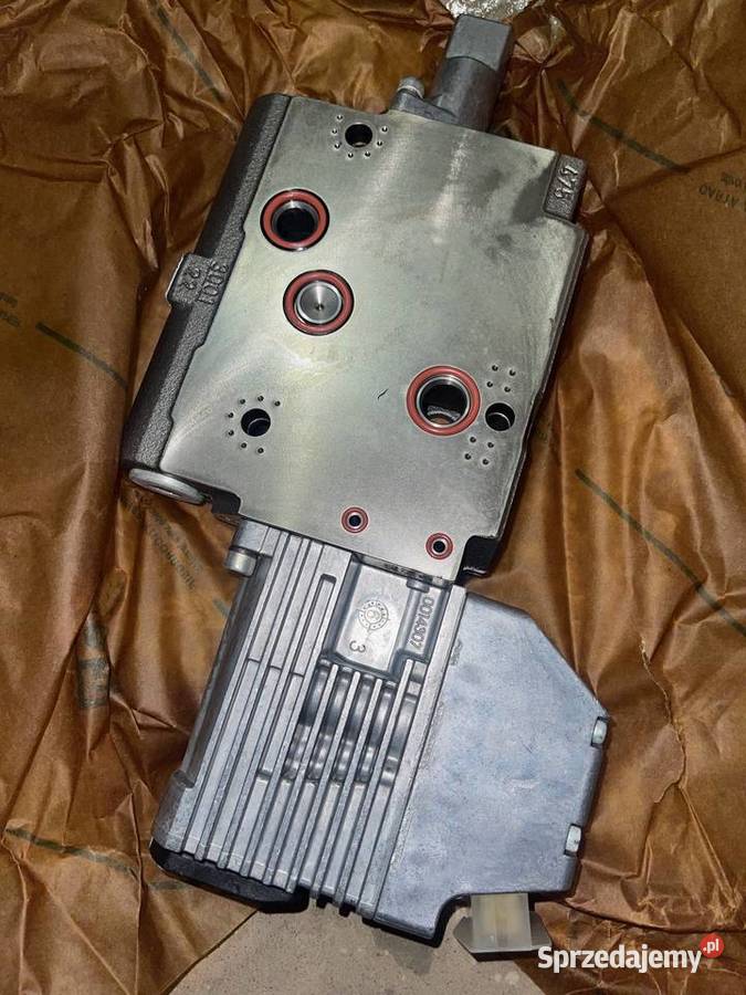 84125295 Sekcja zawór hydrauliki Maxxum Puma MXU Warszawa