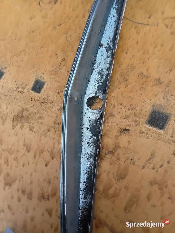 Atrapa grill Mercedes 123 warmińsko-mazurskie Milejewo sprzedam