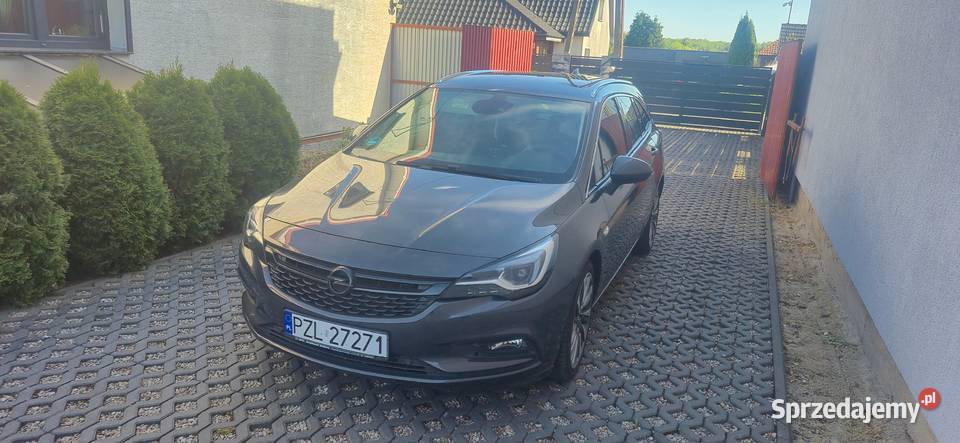 Opel Astra 160Intelluxkamerasam parkuje Rok produkcji 2016 Astra Piła