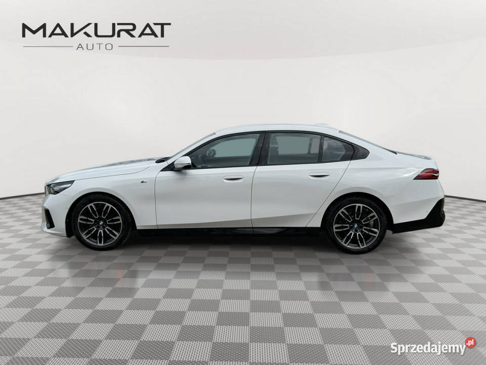 BMW 520 GD7P168520d mHEV M Sport Ambient Podgrzf elektryczne lusterka Pępowo