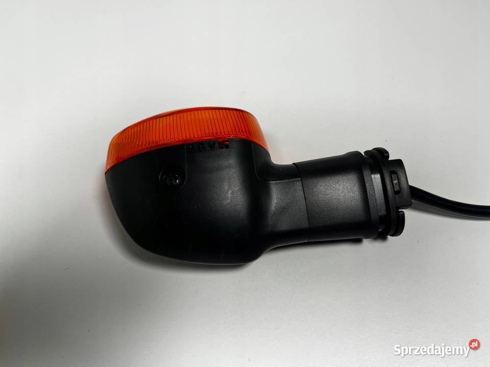 YAMAHA R1 R6 MT01 FZ1 FZ6 Kierunkowskaz prawy sprzedam