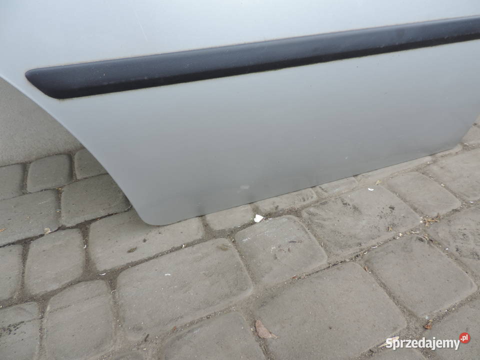 SKODA OCTAVIA 1 HB 5D DRZWI PRAWY TYŁ TYLNY małopolskie Nowy Sącz sprzedam