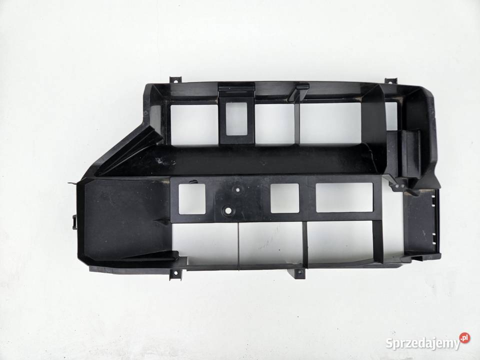 SUZUKI IGNIS 3 III KIEROWNICA WLOT POWIETRZA osobowe Kierownice powietrza Kierownice powietrza Międzychód