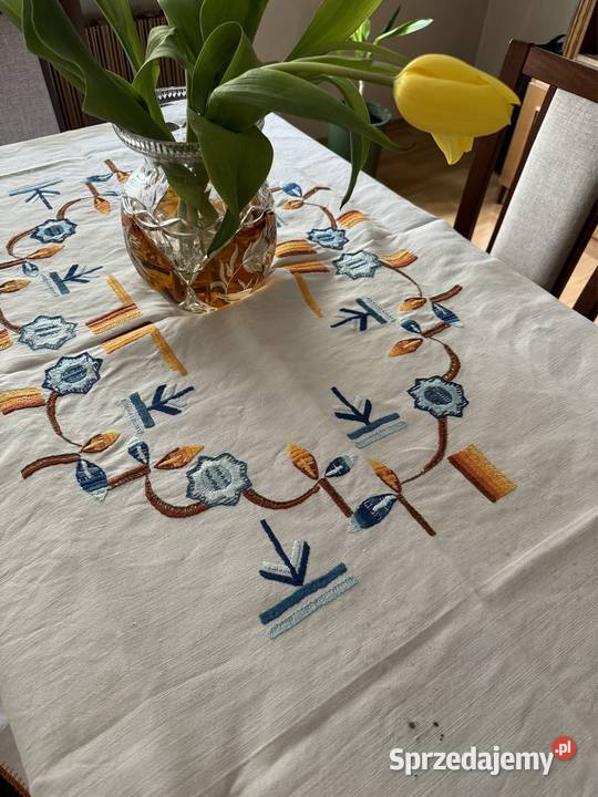 Obrus PRL lata60 te ręcznie haftowany Vintage śląskie Częstochowa