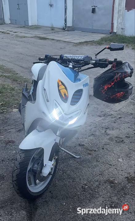 Yamaha Aerox nieuszkodzony Motocykle, skutery, quady Elbląg sprzedam