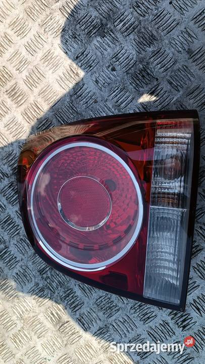 LAMPA PRAWA PRAWY TYLNA TYŁ VW POLO IV 4 9N LIFT małopolskie Radłów