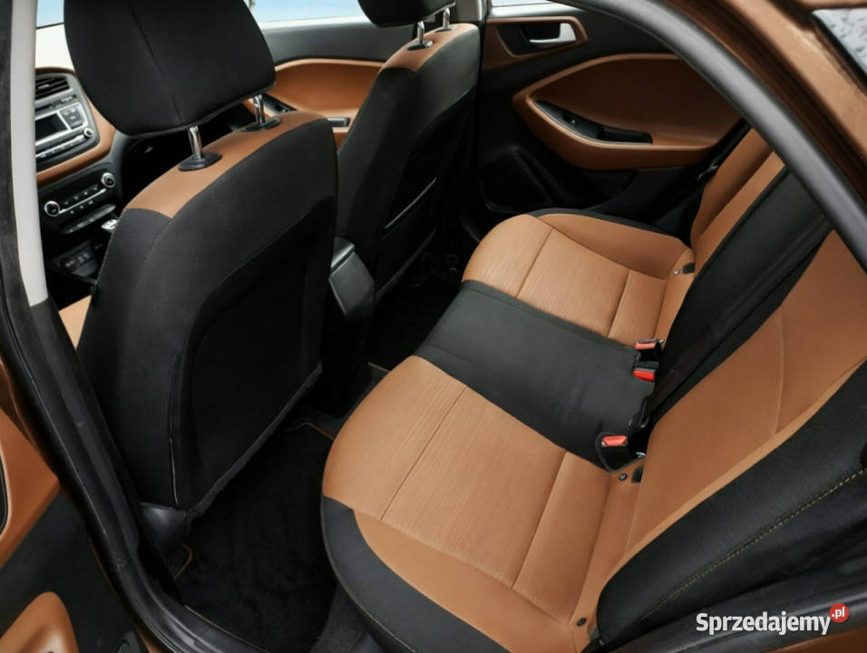 Hyundai i20 12 84Podgrzewane fotele i kierownica gniazdo AUX Łódź