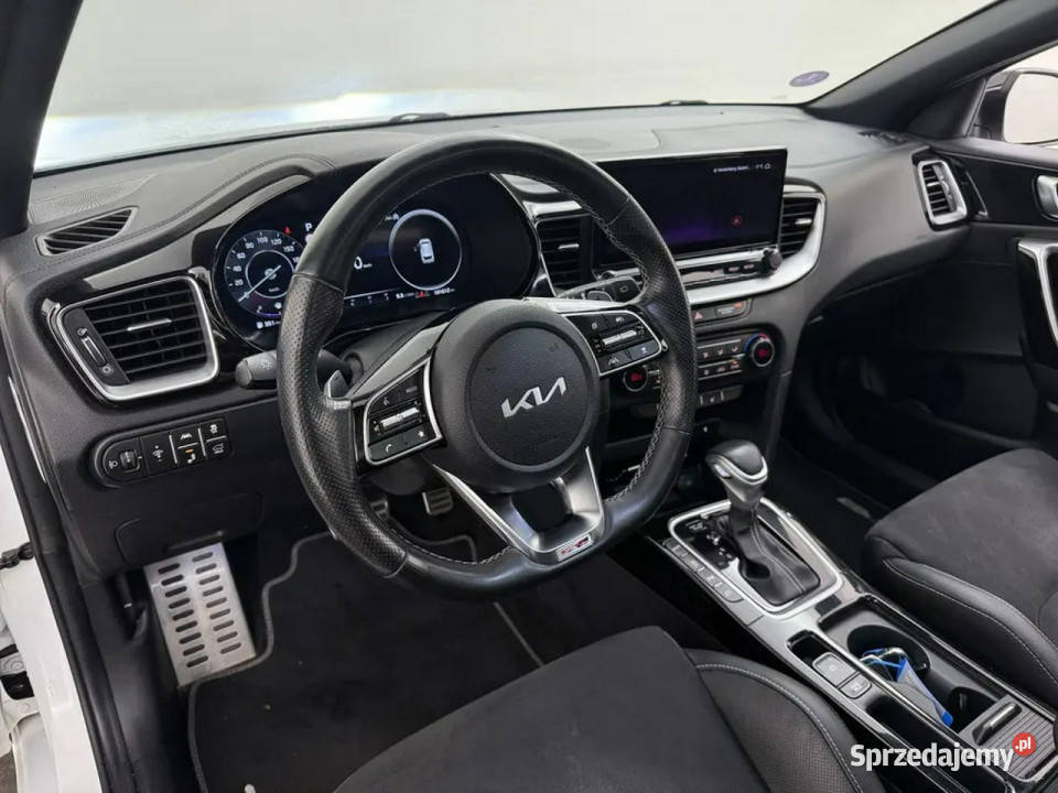 Kia Ceed 15 160 Automat GTLine Lifitng FV23 III Rok produkcji 2022 Lipówki