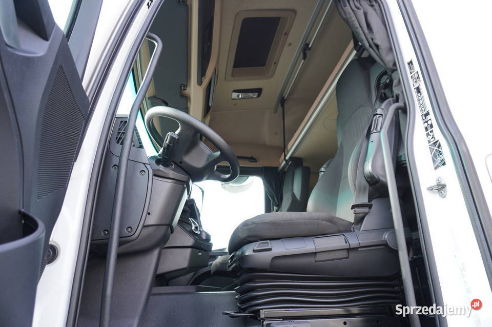 Ciągnik siodłowy MercedesBenz Actros 1842 2024 Kraków