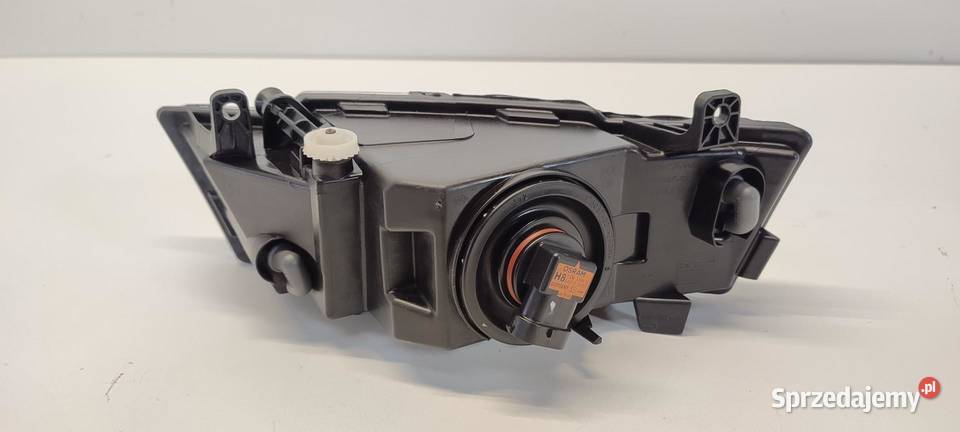 SKODA OCTAVIA III HALOGEN PRAWY PRZÓD 5E0941702B osobowe dolnośląskie