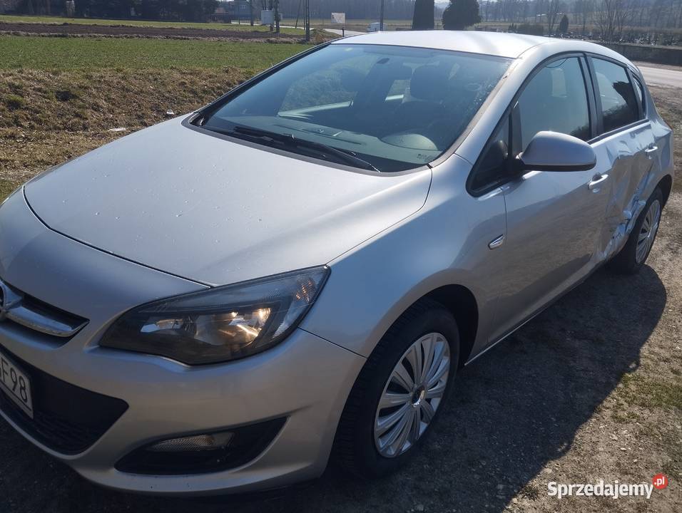 Opel Astra j 14 benzyna 120 124 Astra Ściborzyce