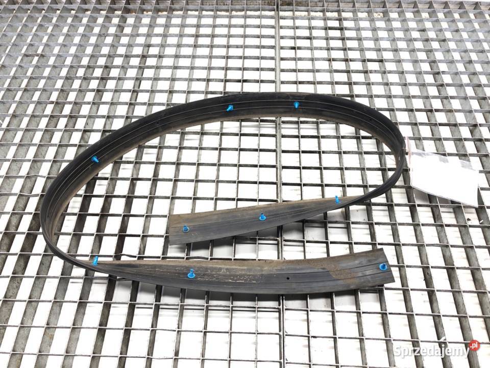 USZCZELKA PROGU PRAWA LEXUS NX SUV