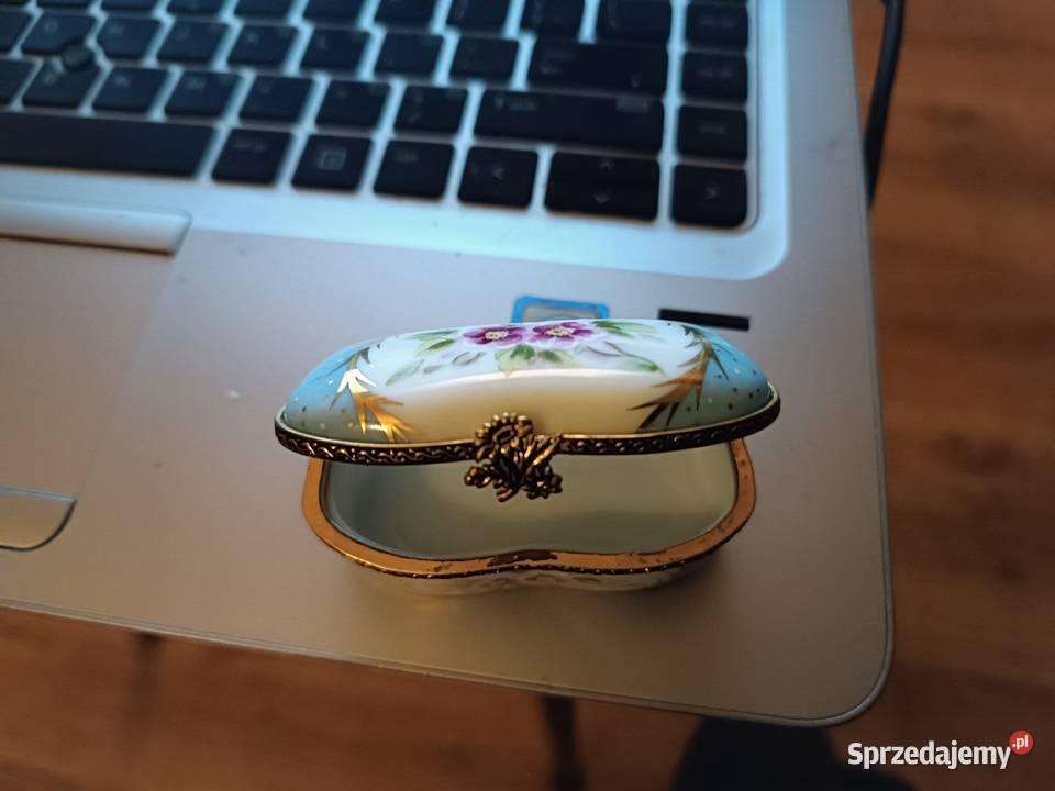 Pojemnik na bizuterię