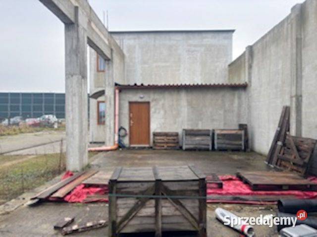 Syndyk sprzeda 12 udziału w budynkuhali Tychy Sprzedaż