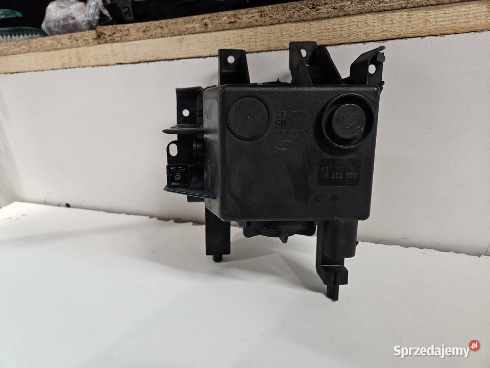 OPEL ASTRA 3 III H HALOGEN PRZECIWMGIELNY PRAWY Międzychód